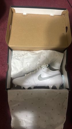 Jordan 1 low fb cleats