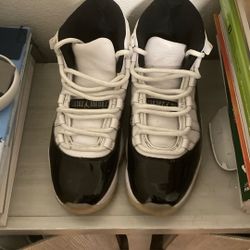 Jordan 11s