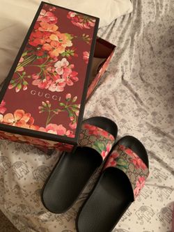 Gucci slides