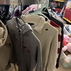 small/medium women’s clothing bundle