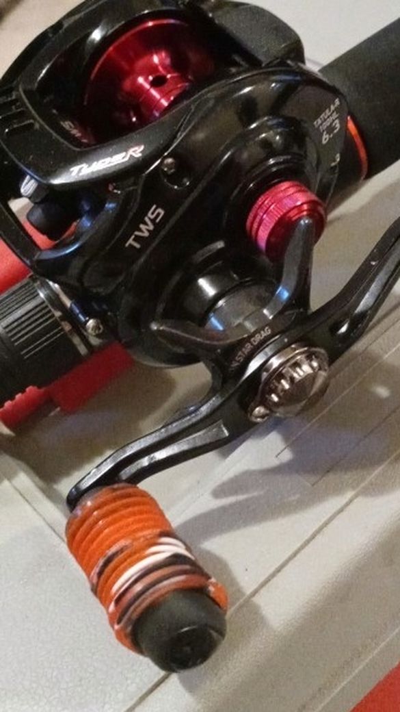 Daiwa TATULA Baitcaster With Gx2 Rod