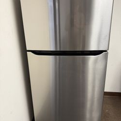LG Refrigerator 