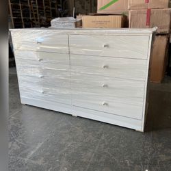 8 Drawer Dresser 