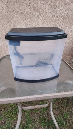 10 gallon Fish fin fish tank with light and filter