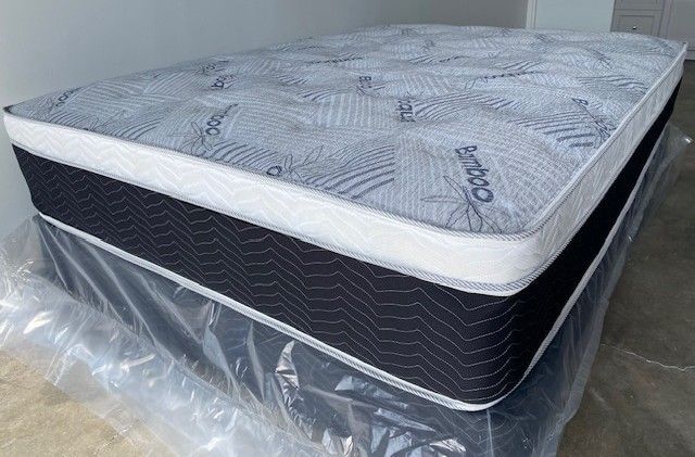 Queen Euro Bamboo Pillow Top!!