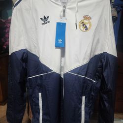 Jacket Windbreaker Real Madrid Size 2xl Precio $80