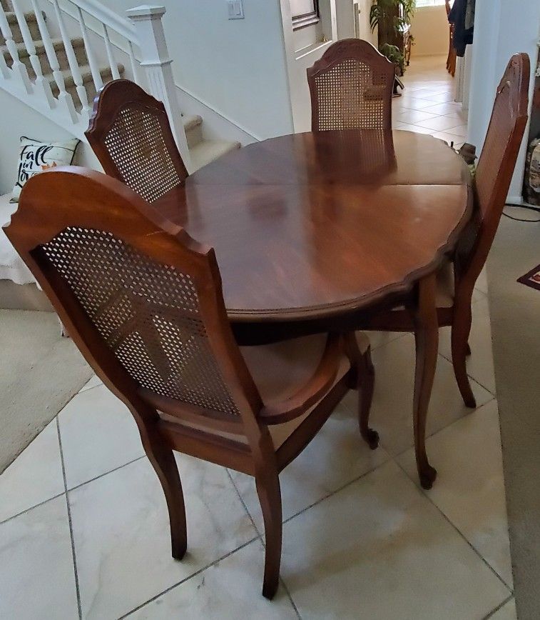 Antique Dining Table & Chairs
