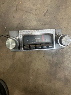 Early Ford Radios