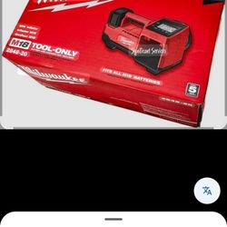 Milwaukee M18 Inflator 