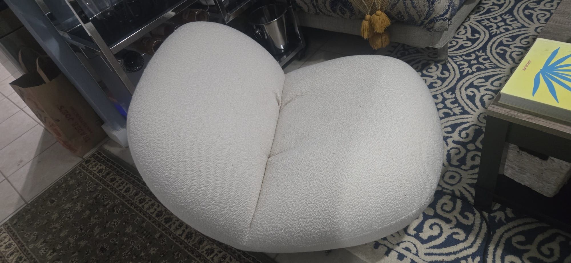 Armless Swivel Chair