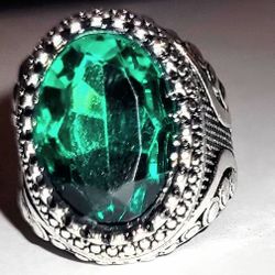 Fancy Vintage Men And Women Oval Ring