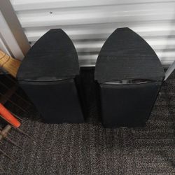 Insignia Book Shelf Speakers New