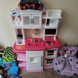 Toddler Kitchen 