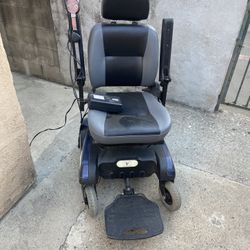 Liberty 313 Power Chair 