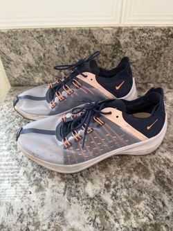Nike lightweight running shoes sz 10 women's