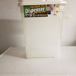 Pet Food Dispenser 
