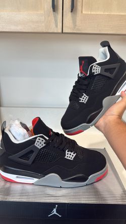 Jordan 4 Bred