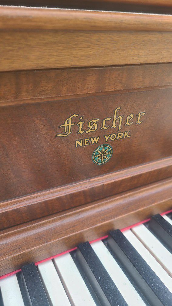 Fischer New York Piano