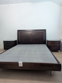 Queen bedroom set