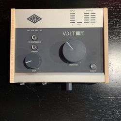 UA Volt 176 USB Audio Interface w/ Box