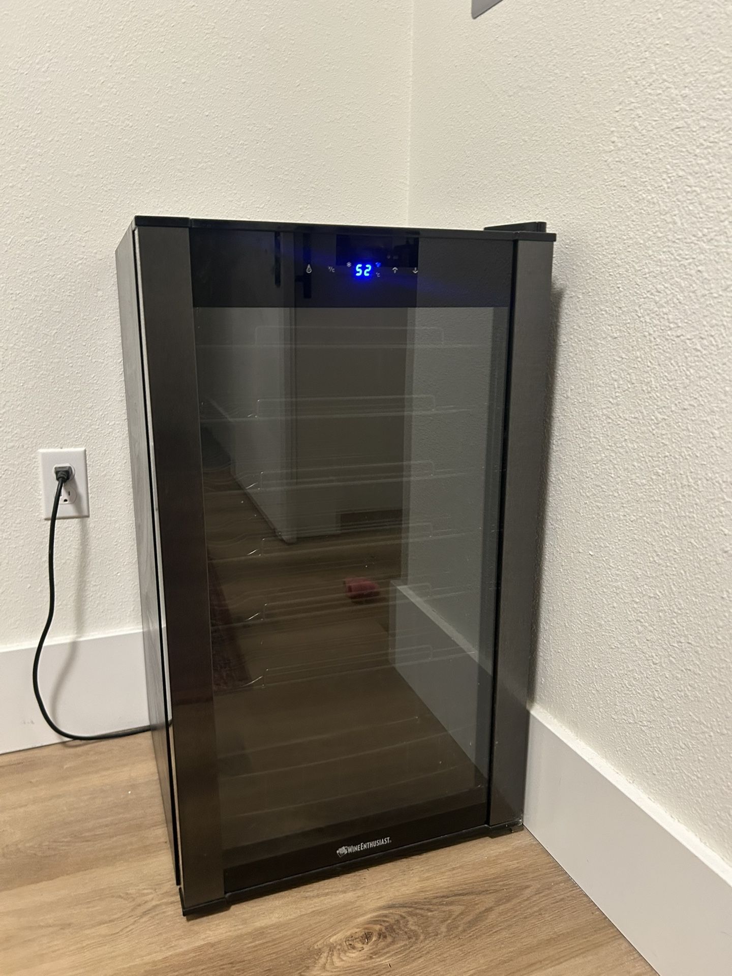 Wine Enthusiast 36 bottle wine cooler