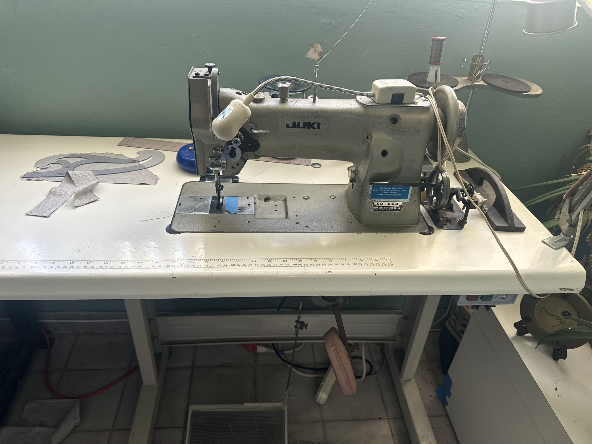 Industrial Sewing Machines
