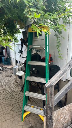 Escalera de 6 pies