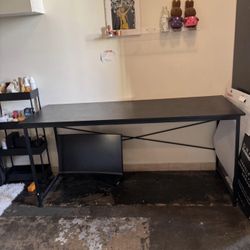 Black desk 
