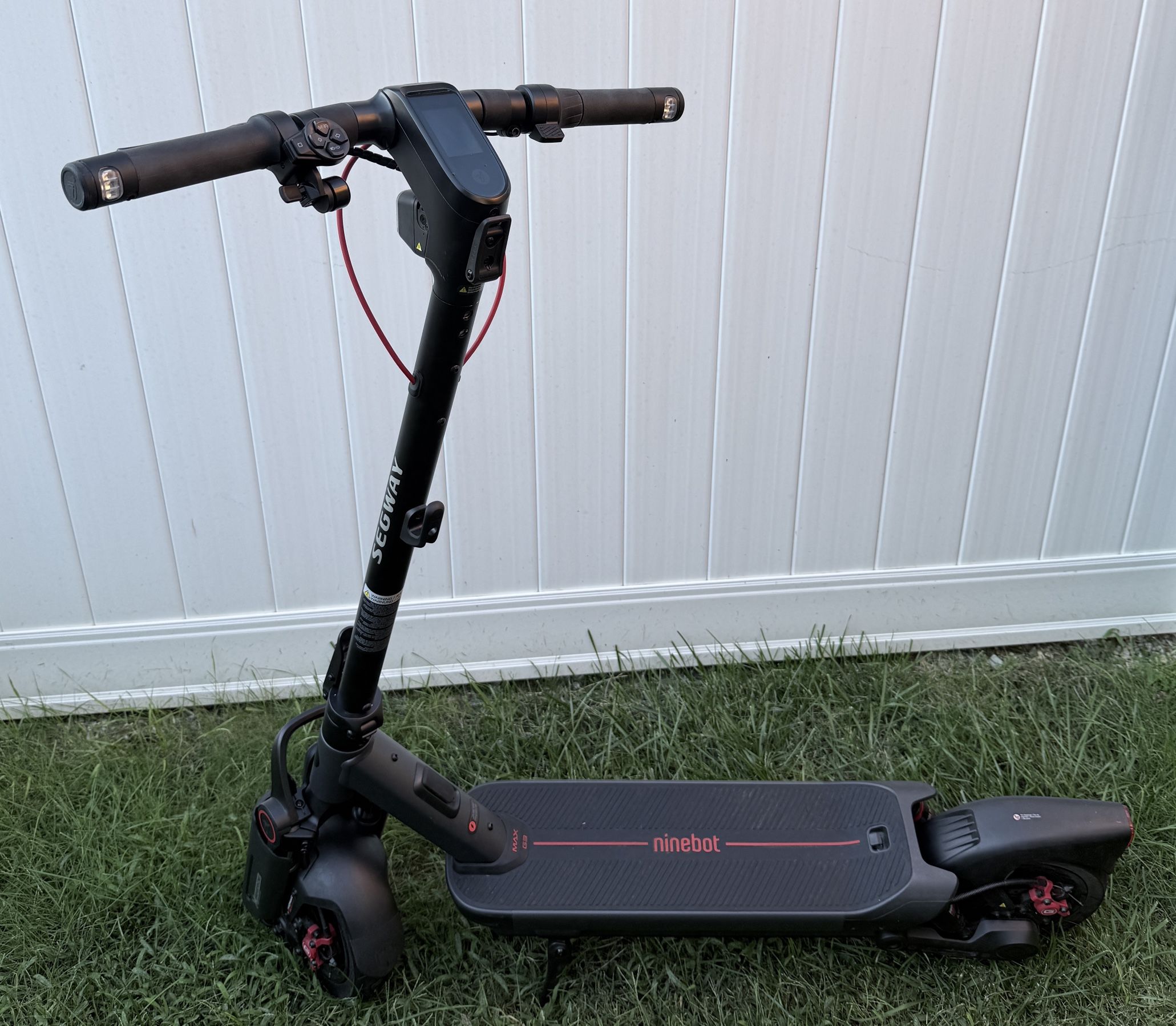 Segway - Ninebot Max G3 Electric Scooter