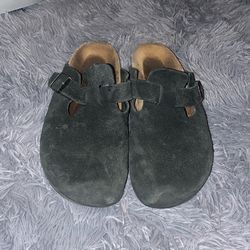 Clogs