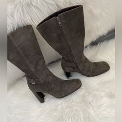 Gucci suede heels boots size 7.5