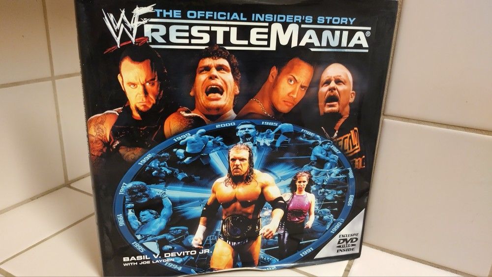  WWF WWE WrestleMania The Official Insiders Story Hardcover Book (2001) WITH DVD