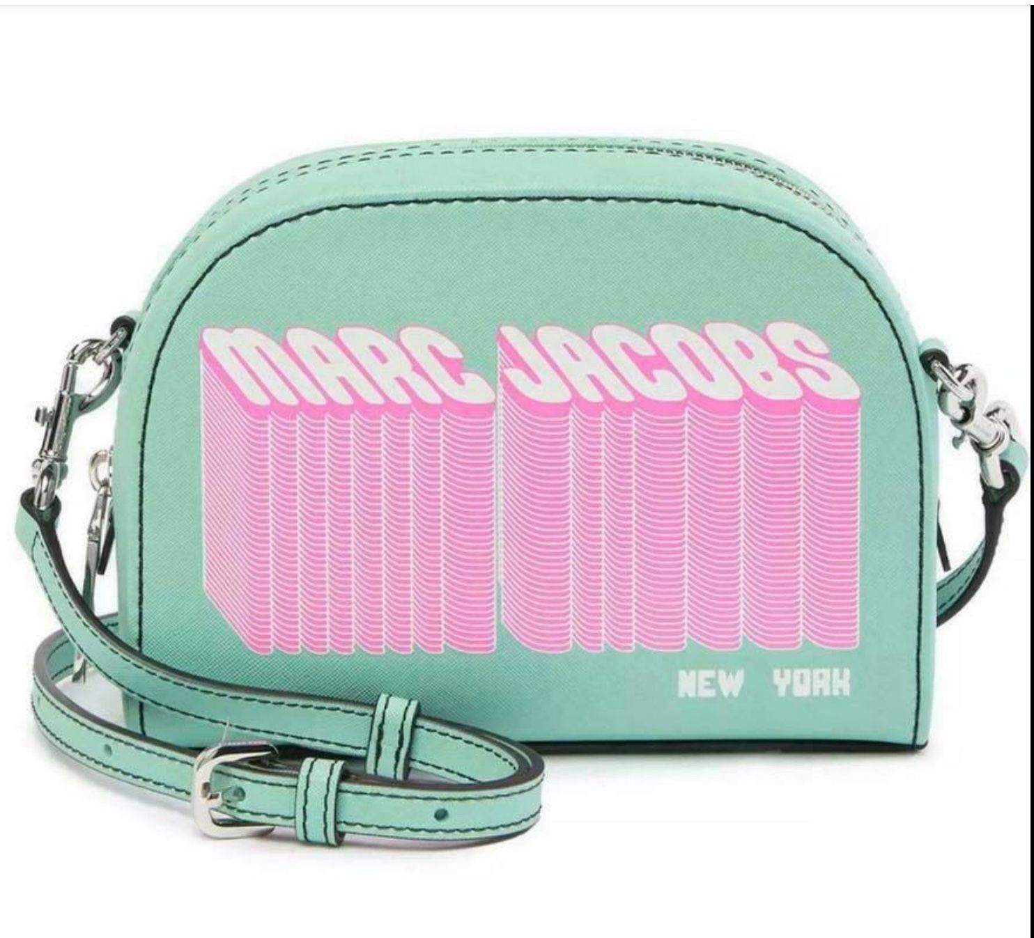 Brand New Marc Jacobs playback players of Marc Camera 