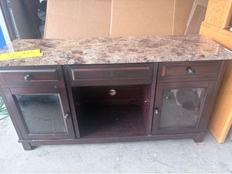 TV stand / Entertainment center