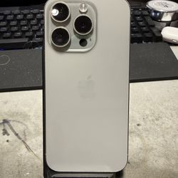 iPhone 15 Pro (T-Mobile) 128gb