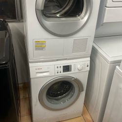WASHER AND ELECTRIC DRYER 220V 24” W