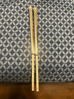 Tire pressure gauge for schrader valve
