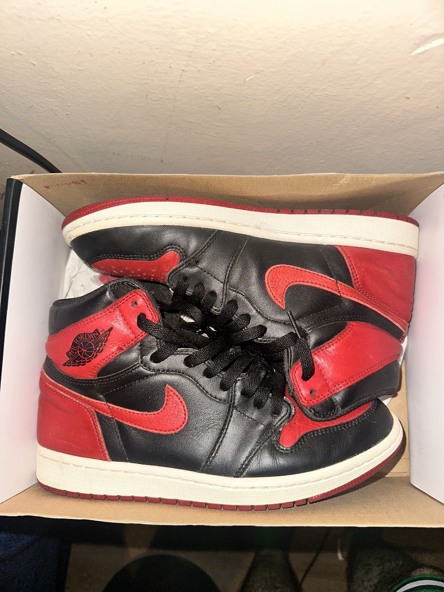 Jordan 1 Bred Banned 2016