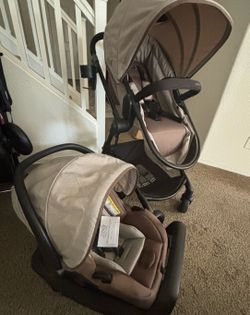 NEW! Evenflo Pivot Travel System