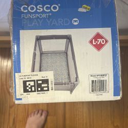 New Playpen Cosco 