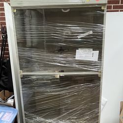 Display Cabinet w/ Light Feature