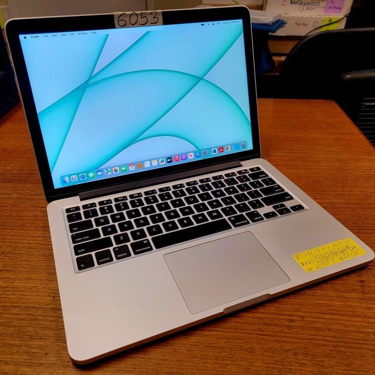 Fixed Price: Apple MacBook Pro 13