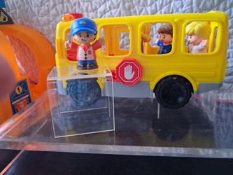 Little people  barbie car and school bus