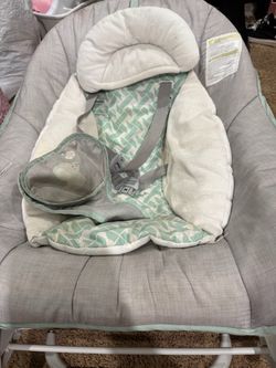 Baby Bouncer Seat with Infant Insert