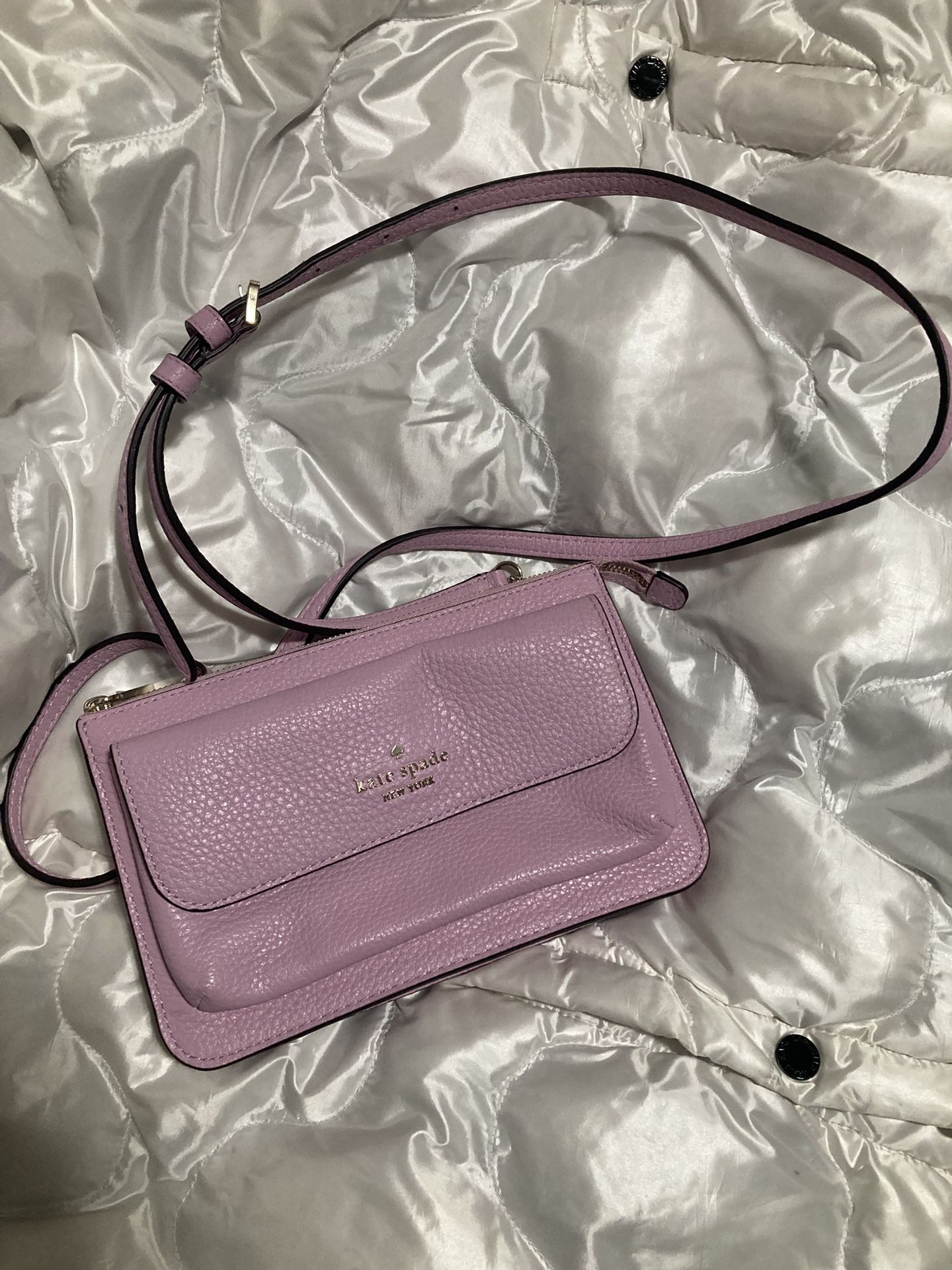 Kate Spade Leila Small Pebbled Leather Crossbody Bag In Quartz Pink