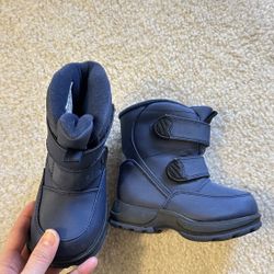 Odin Snowboots Toddler Boys 7M Lined Waterproof
