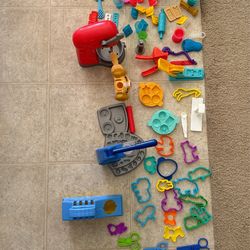 Play-doh sets Lot.