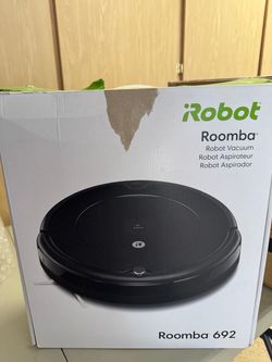 iRobot Roomba 692 Robot Vacuum