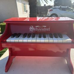 Schoenhut kids Piano