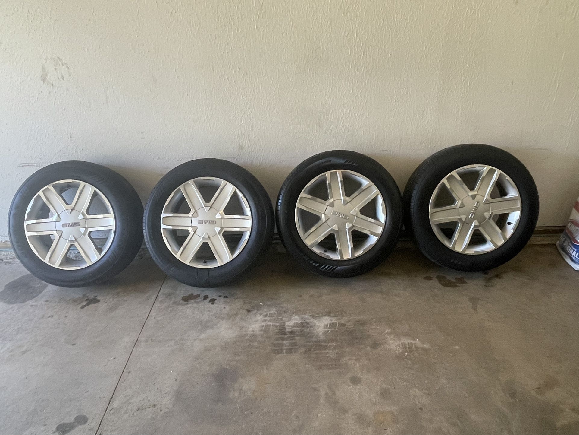 Factory Rims And Tires Off A 2011 GMC Terrain